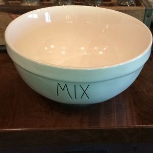 New Rae Dunn Large Mix Bowl